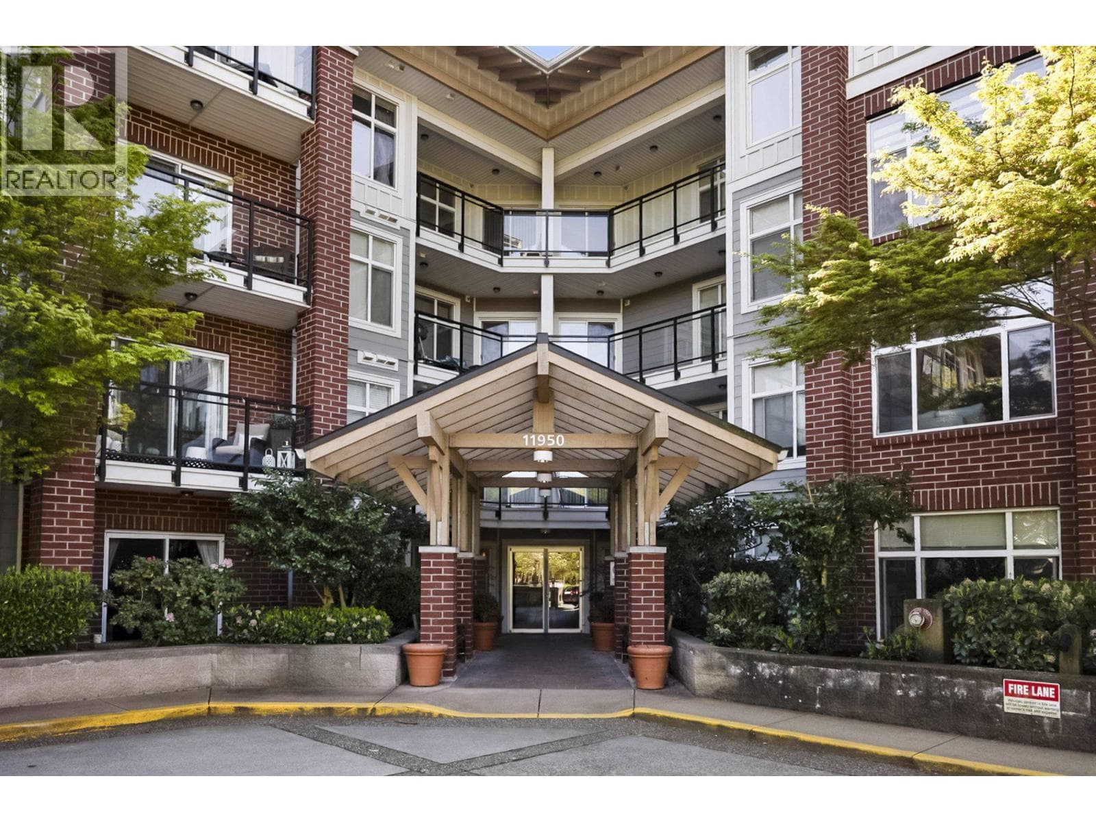 412 11950 HARRIS ROAD in Pitt Meadows