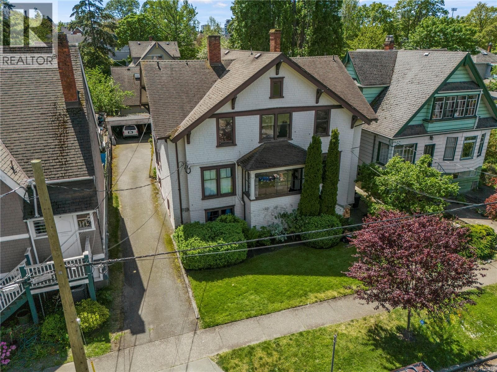 1157 PRINCESS AVENUE, Victoria — photo 2