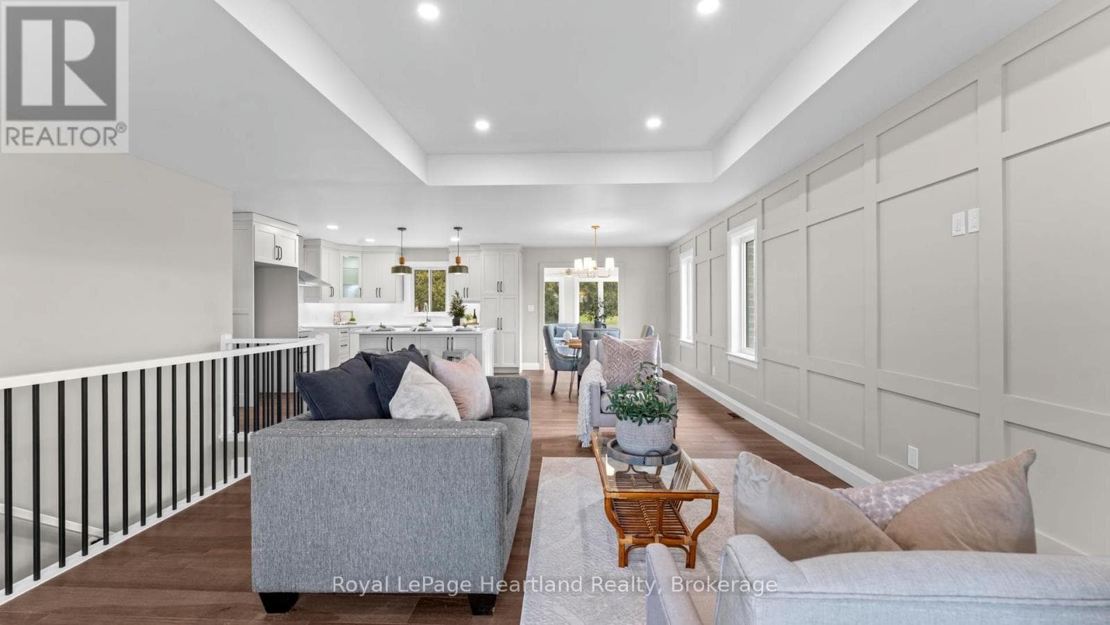 31 GALEN STREET — photo 4