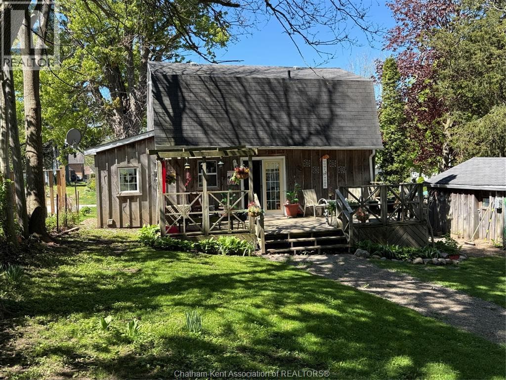 21 Albert AVENUE, Chatham Kent — photo 5