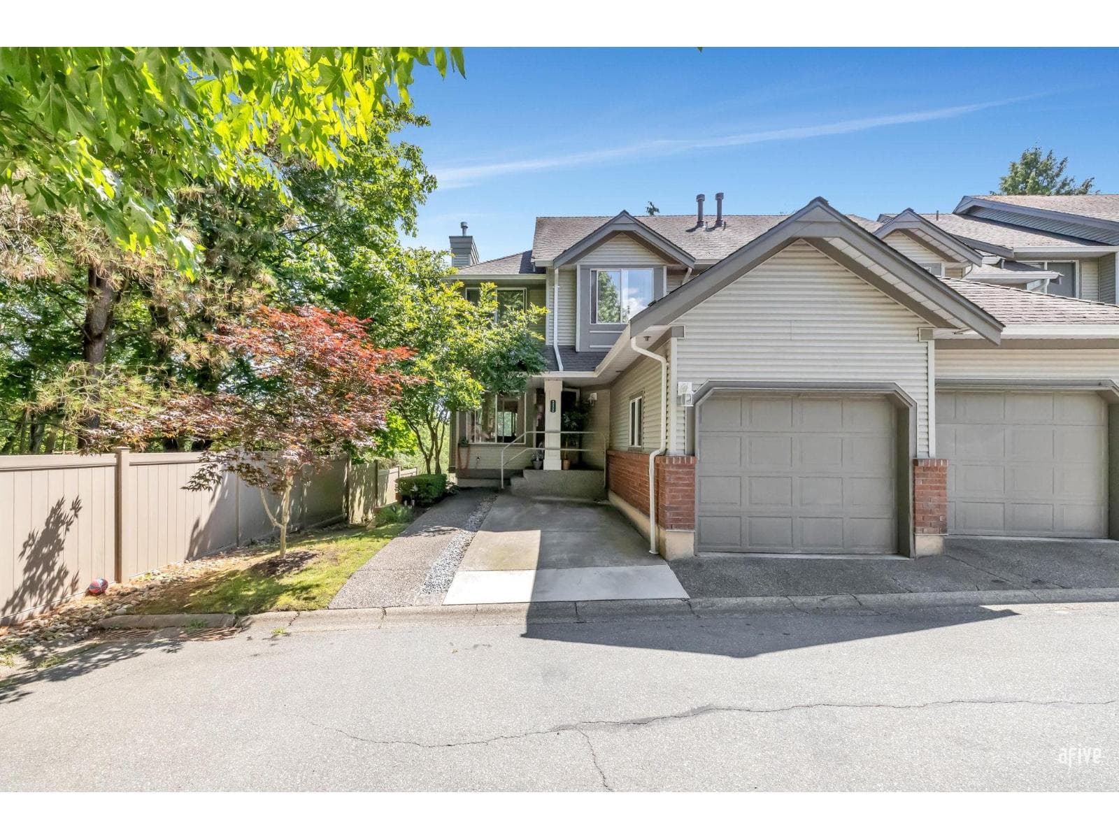 232 13900 HYLAND ROAD, Fraser Valley — photo 2