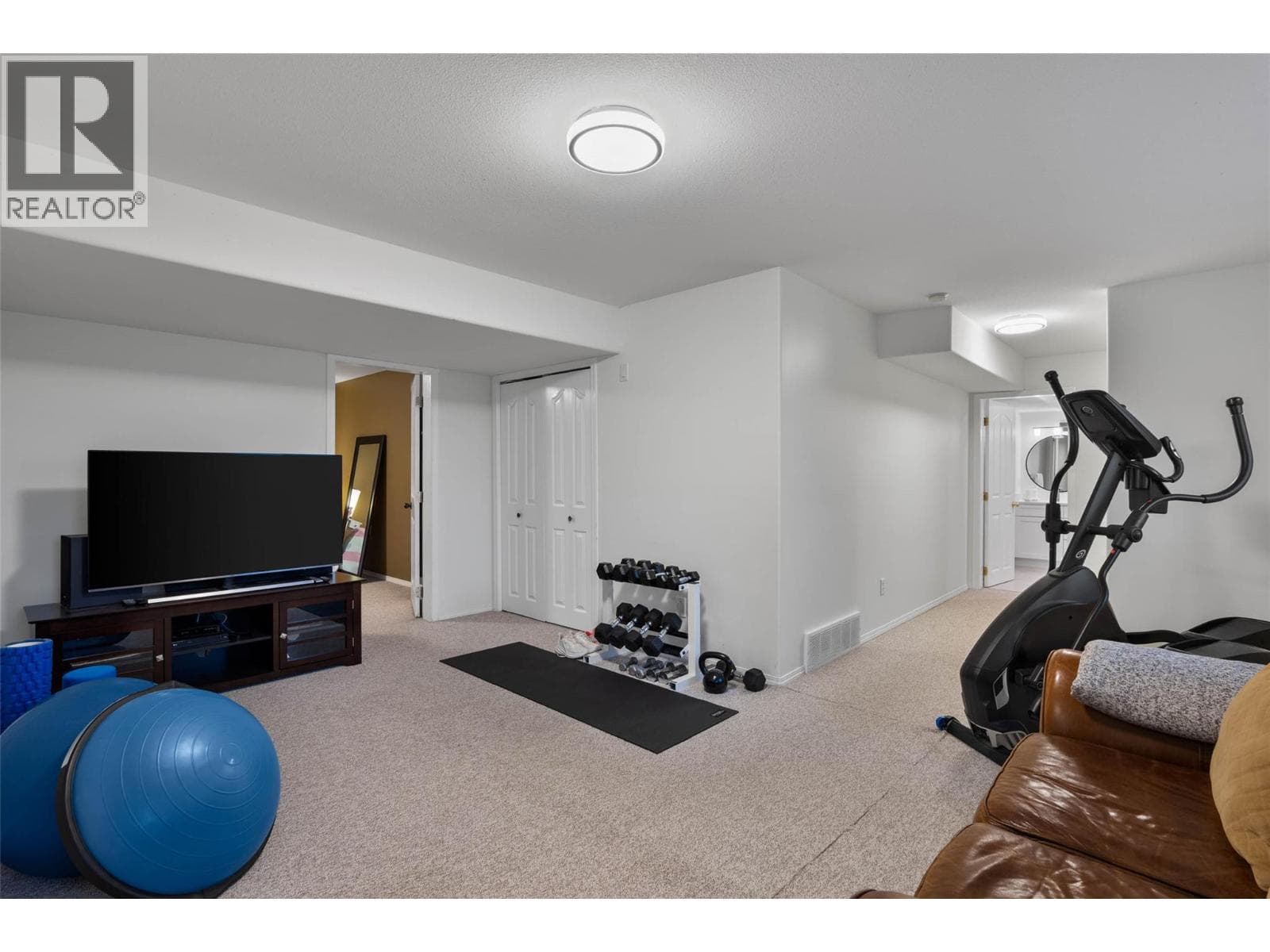 2345 BRAMBLE LANE, Interior REALTORS® — photo 3