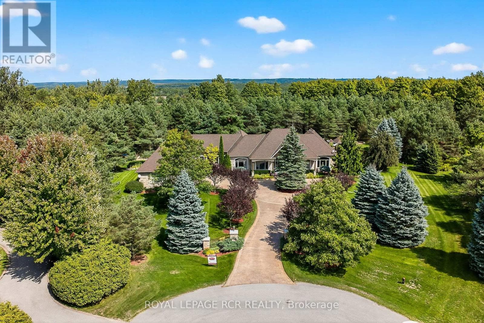 7 SUGARBUSH LANE — photo 2