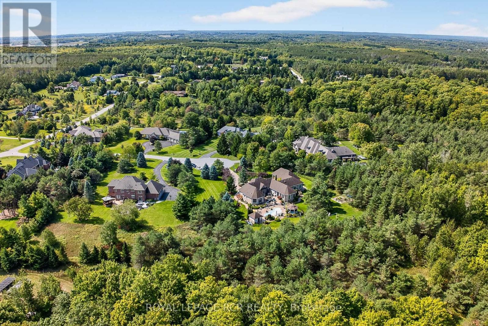 7 SUGARBUSH LANE — photo 4