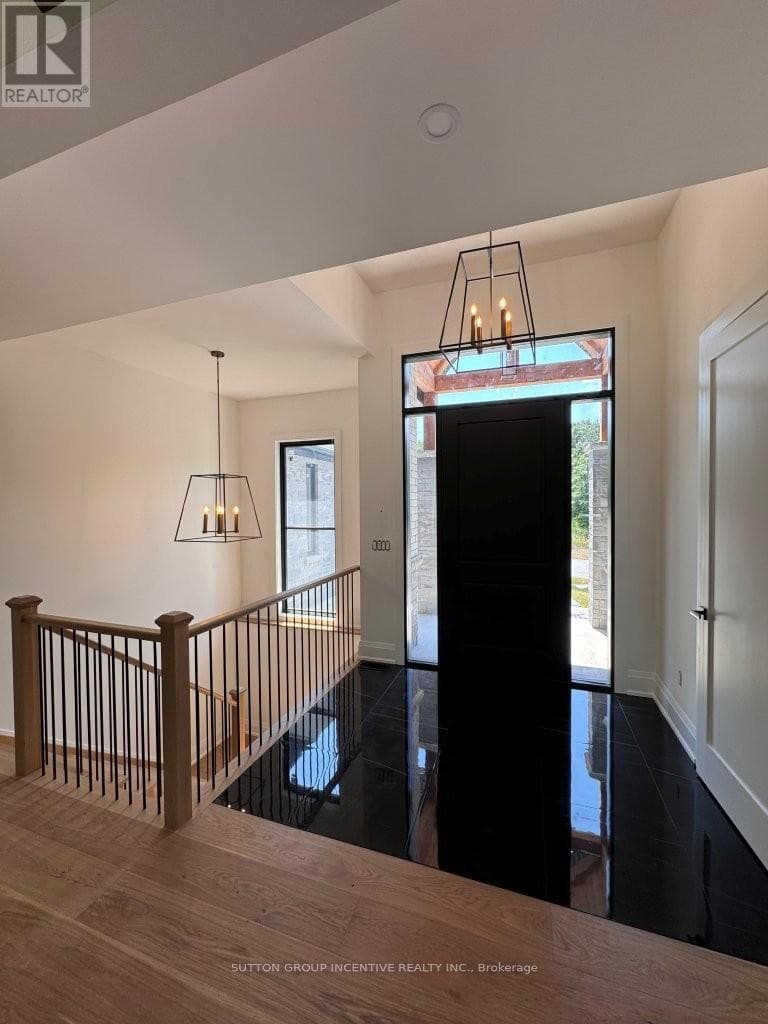 5 JEAN MILLER COURT — photo 2