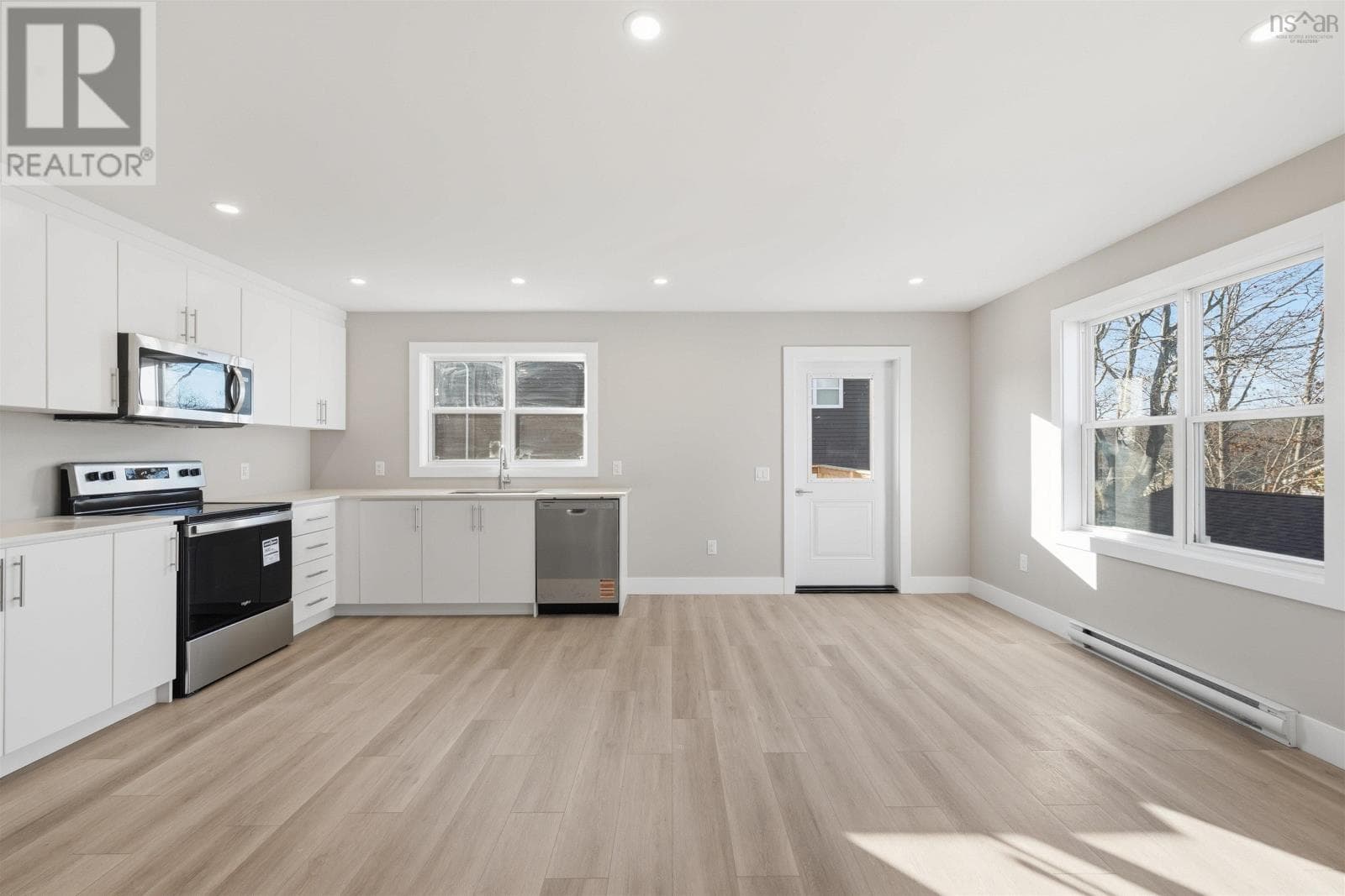 2 BRYDEN AVENUE, NSAR — photo 4