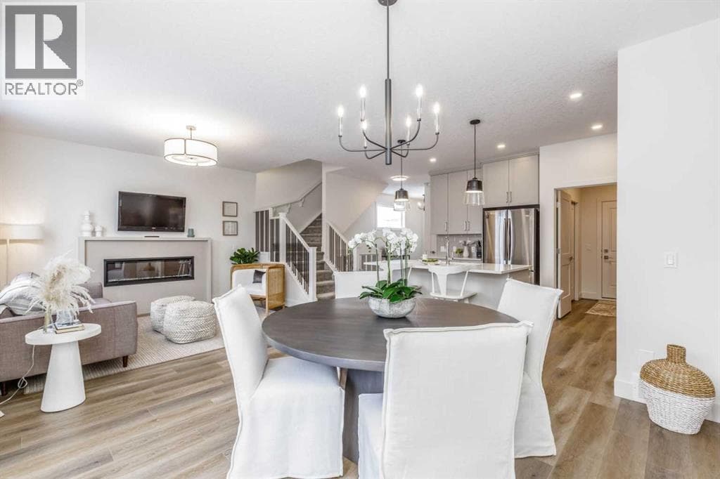 546 Rivercrest View in 