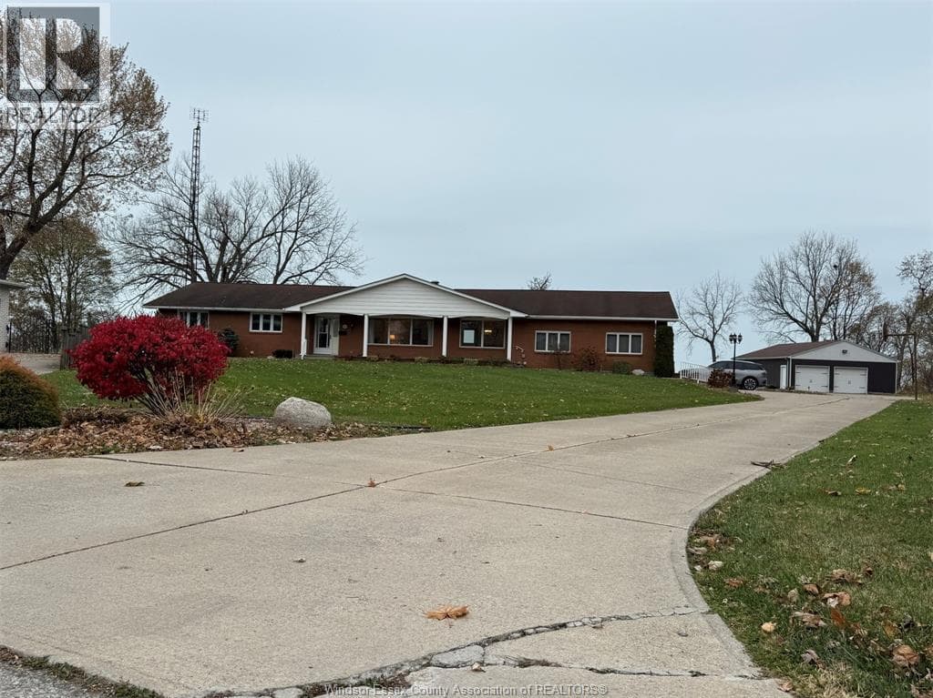 1239 OXFORD & LOT 13 OXFORD AVENUE, Windsor — photo 2