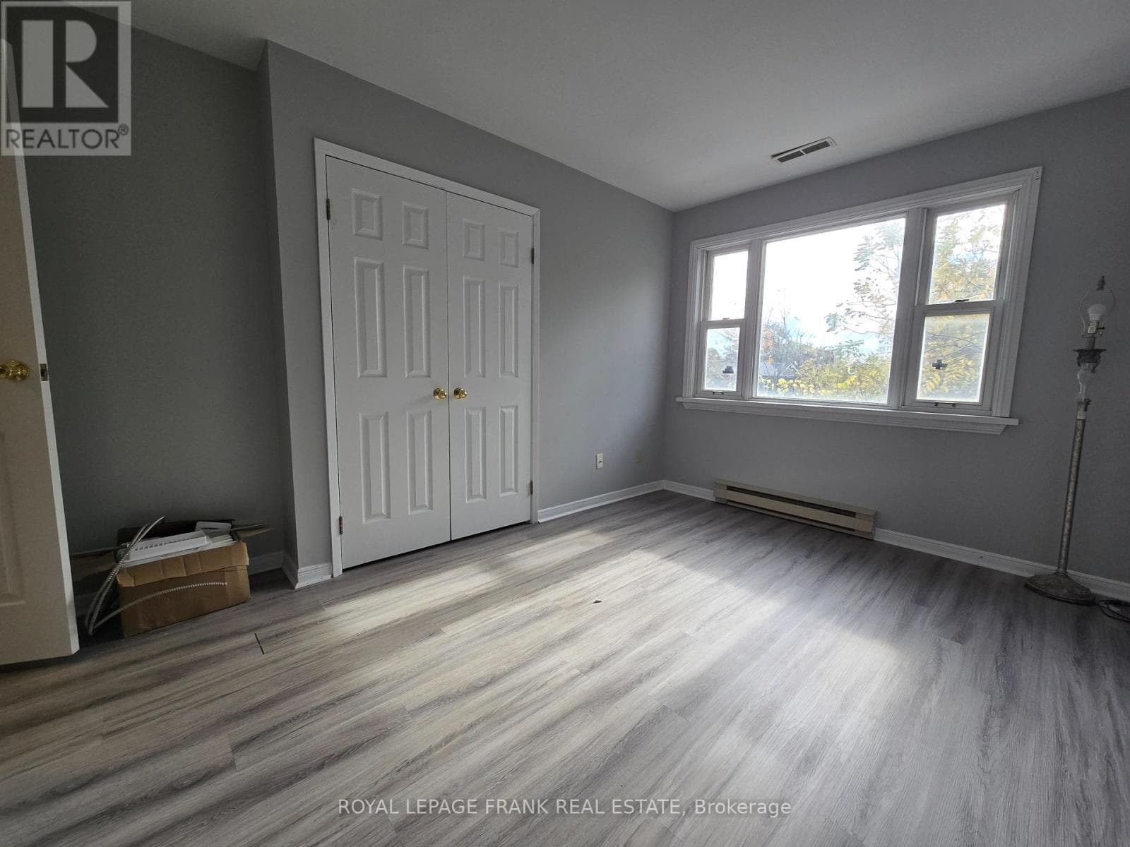 1 - 129 KING STREET E, Central Lakes — photo 4