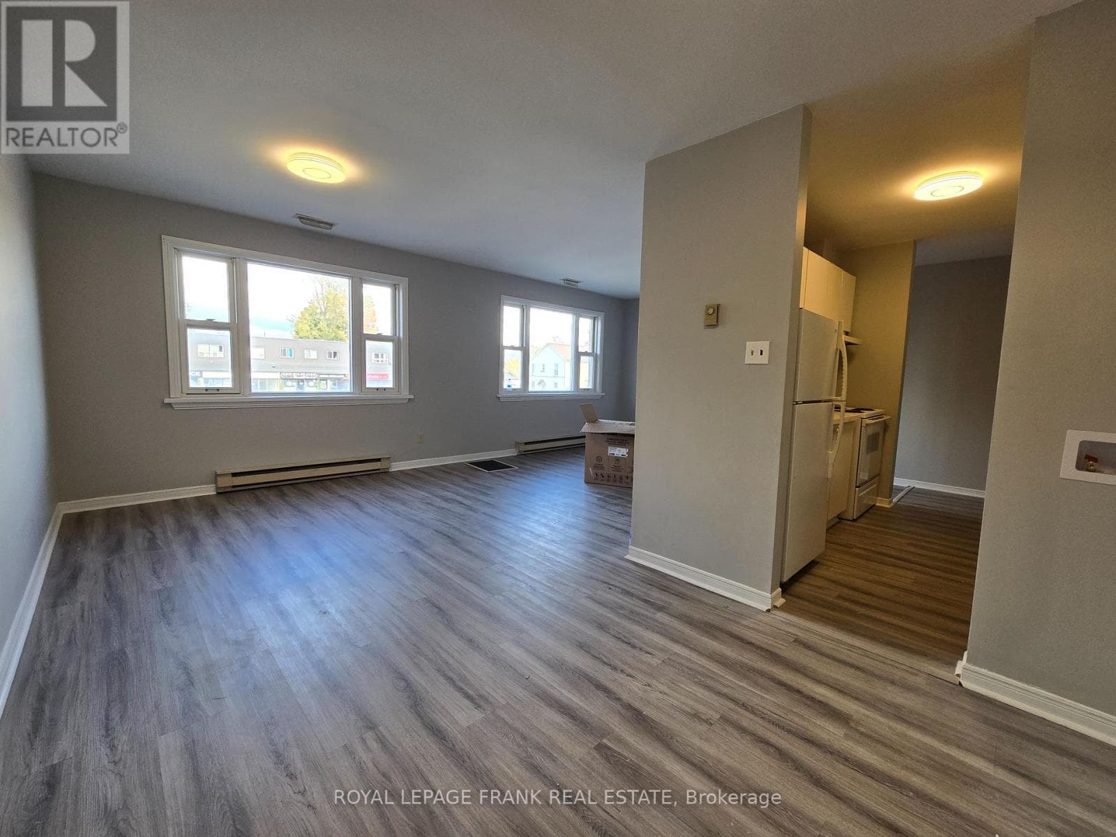1 - 129 KING STREET E, Central Lakes — photo 3