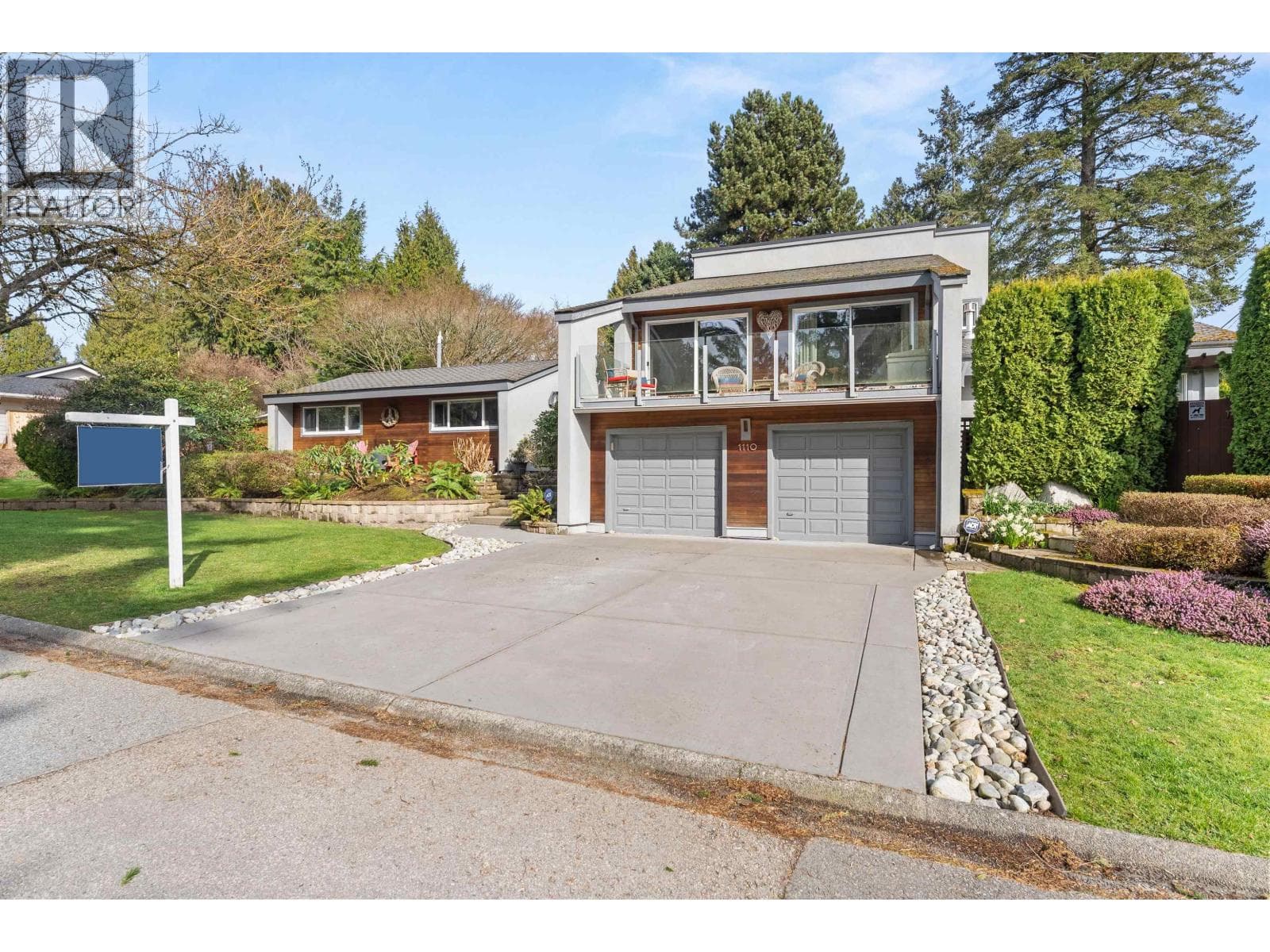 1110 PACIFIC DRIVE — photo 4