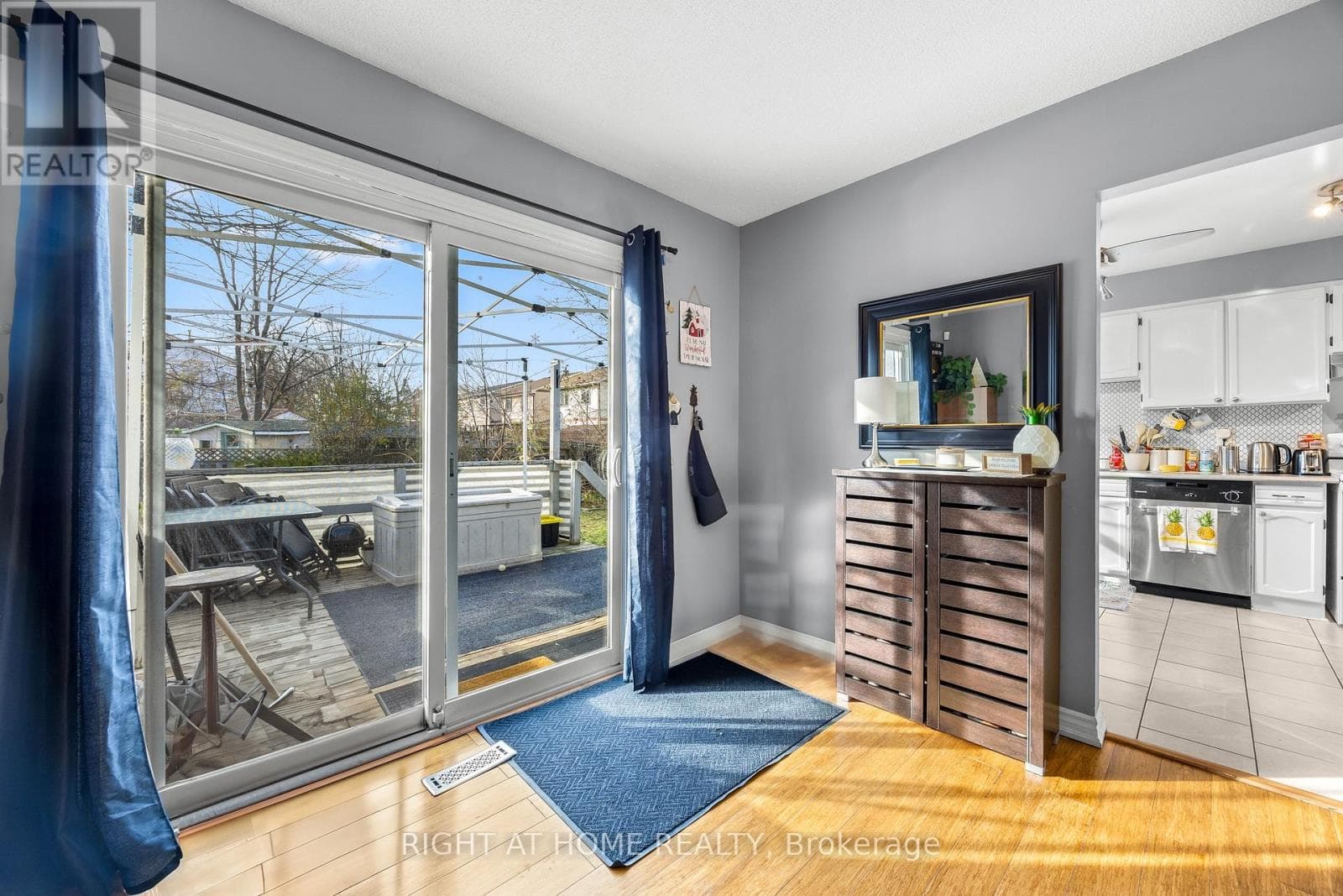 294 ANNE STREET NORTH, Toronto — photo 2
