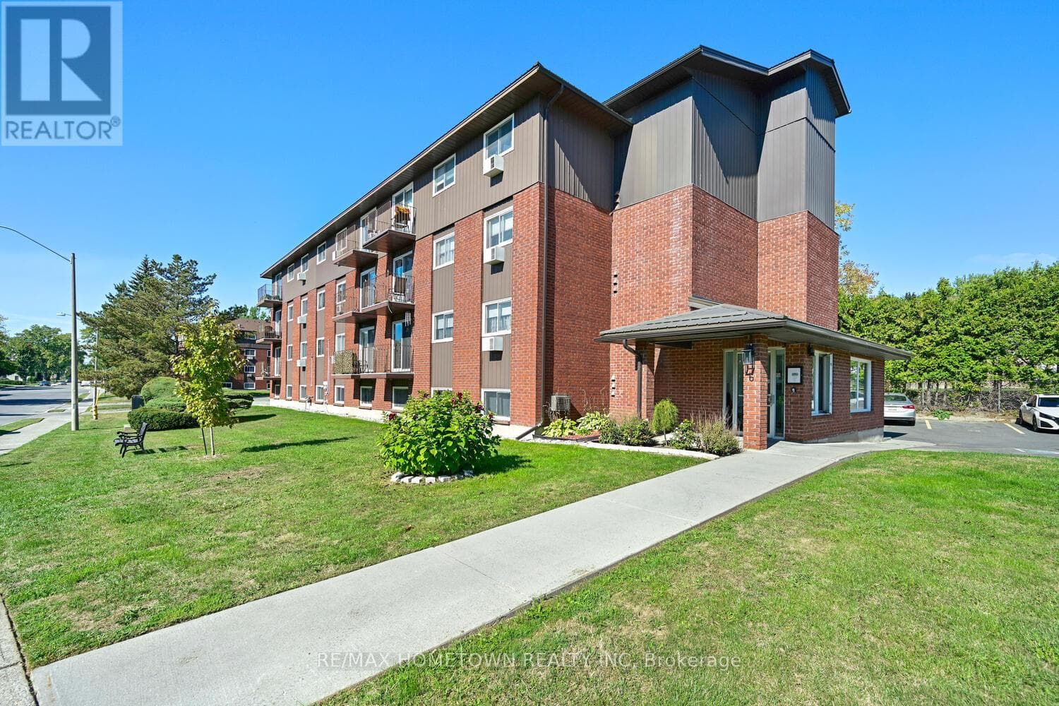 17 - 6 CHARLOTTE PLACE in 