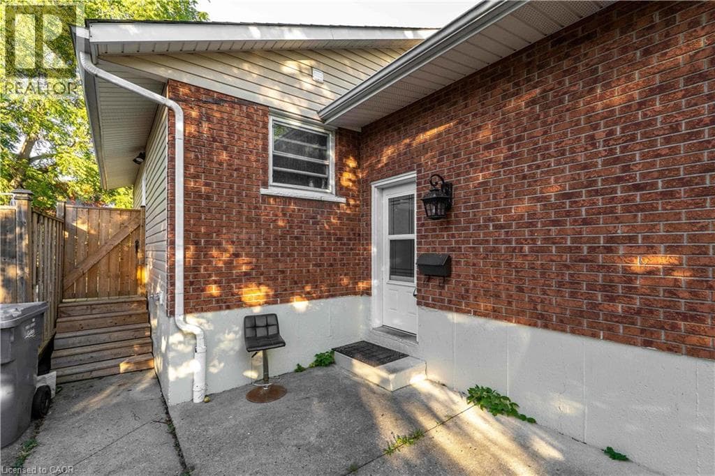 41 ALMA STREET NORTH, Cornerstone — photo 5