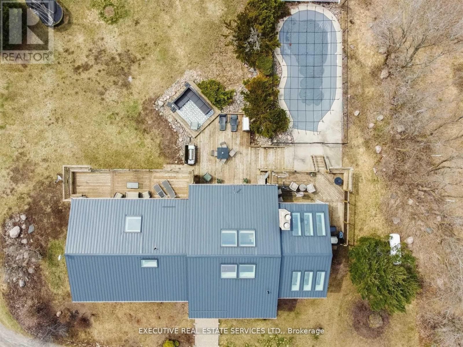 3750 STEWART ROAD in 