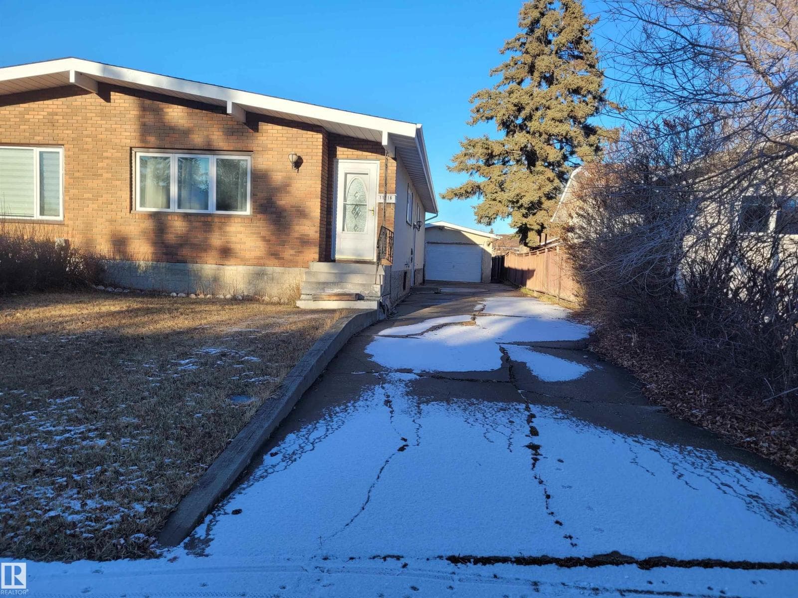 11616 152 AVENUE NORTHWEST in CAERNARVON