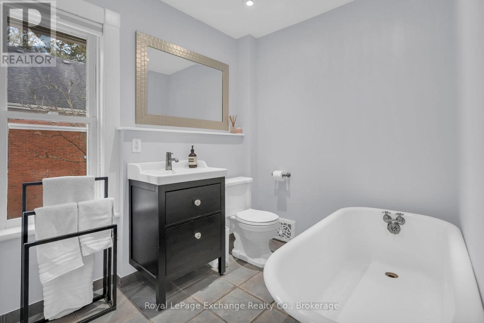 412 MAIN STREET, OnePoint — photo 2