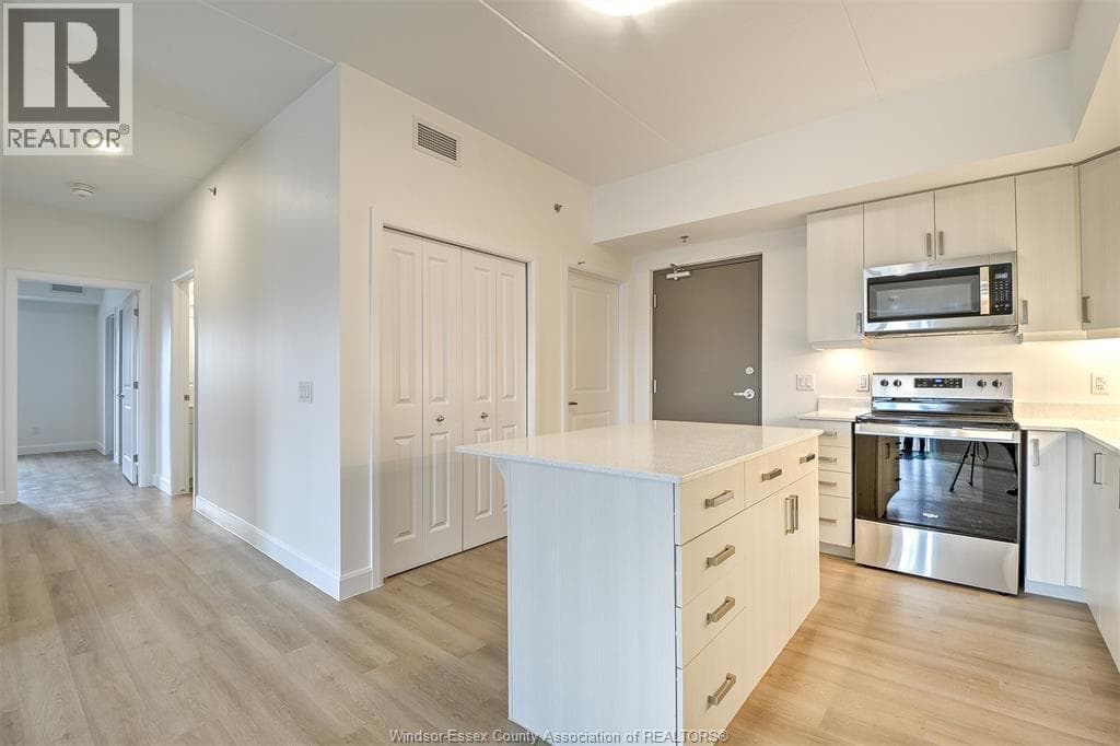 207 BROCK Unit# 116, Windsor — photo 5