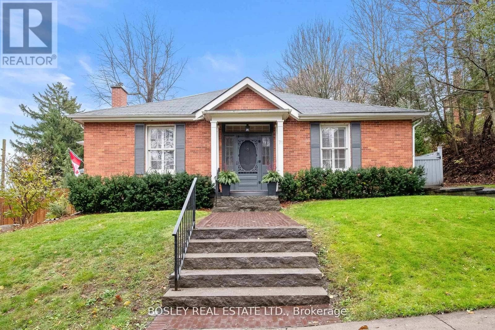 71 AUGUSTA STREET — photo 3
