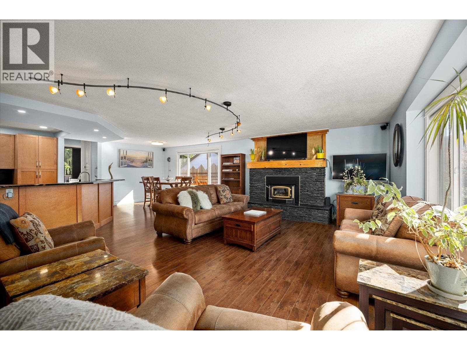 12313 Kalavista Drive, Interior REALTORS® — photo 4