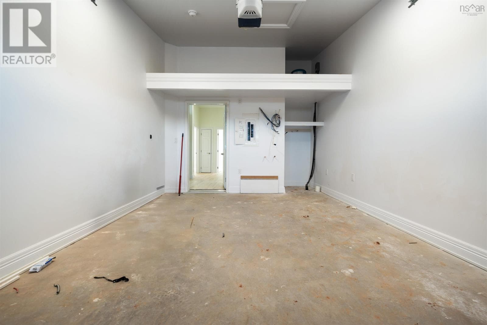 9 SUMMER HILL Place in 