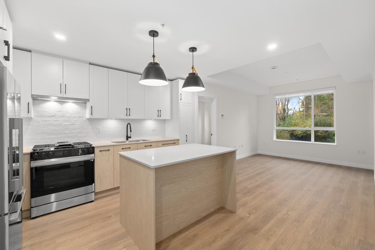 207 27249 ALDERGROVE TOWN CENTRE DRIVE, Fraser Valley — photo 3