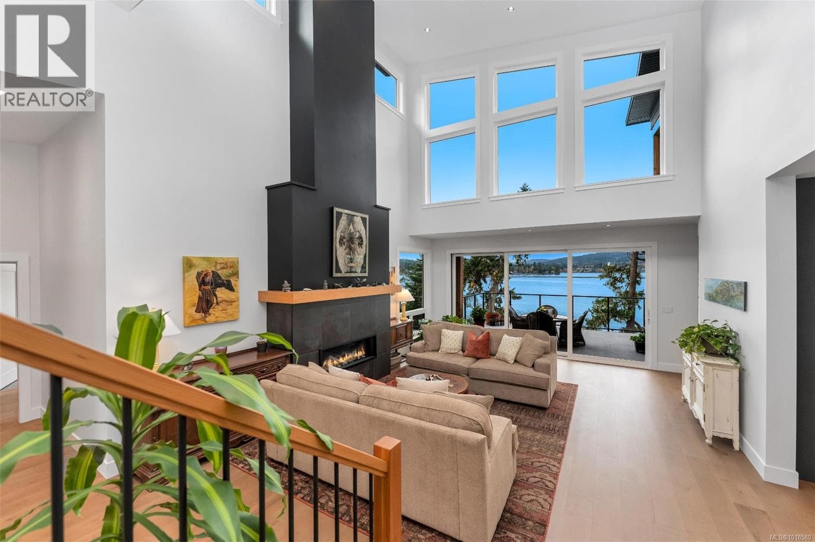 7210 Sea Cliff Rd, Victoria — photo 3