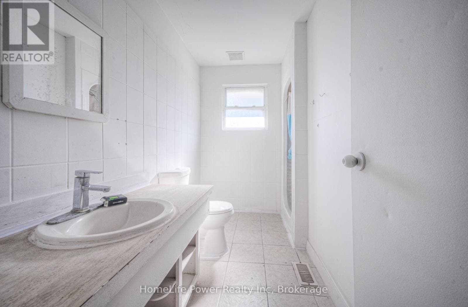 100 WESTWOOD DRIVE, OnePoint — photo 5