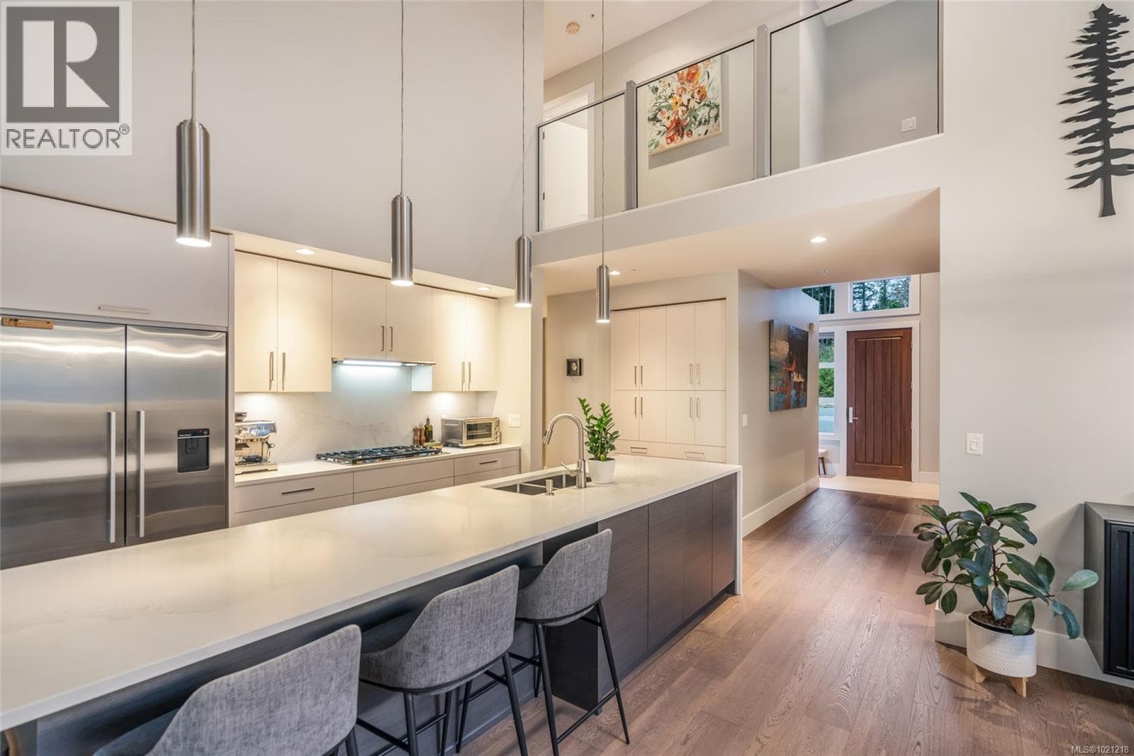 266 CRESTLINE TERRACE, Vancouver Island — photo 3