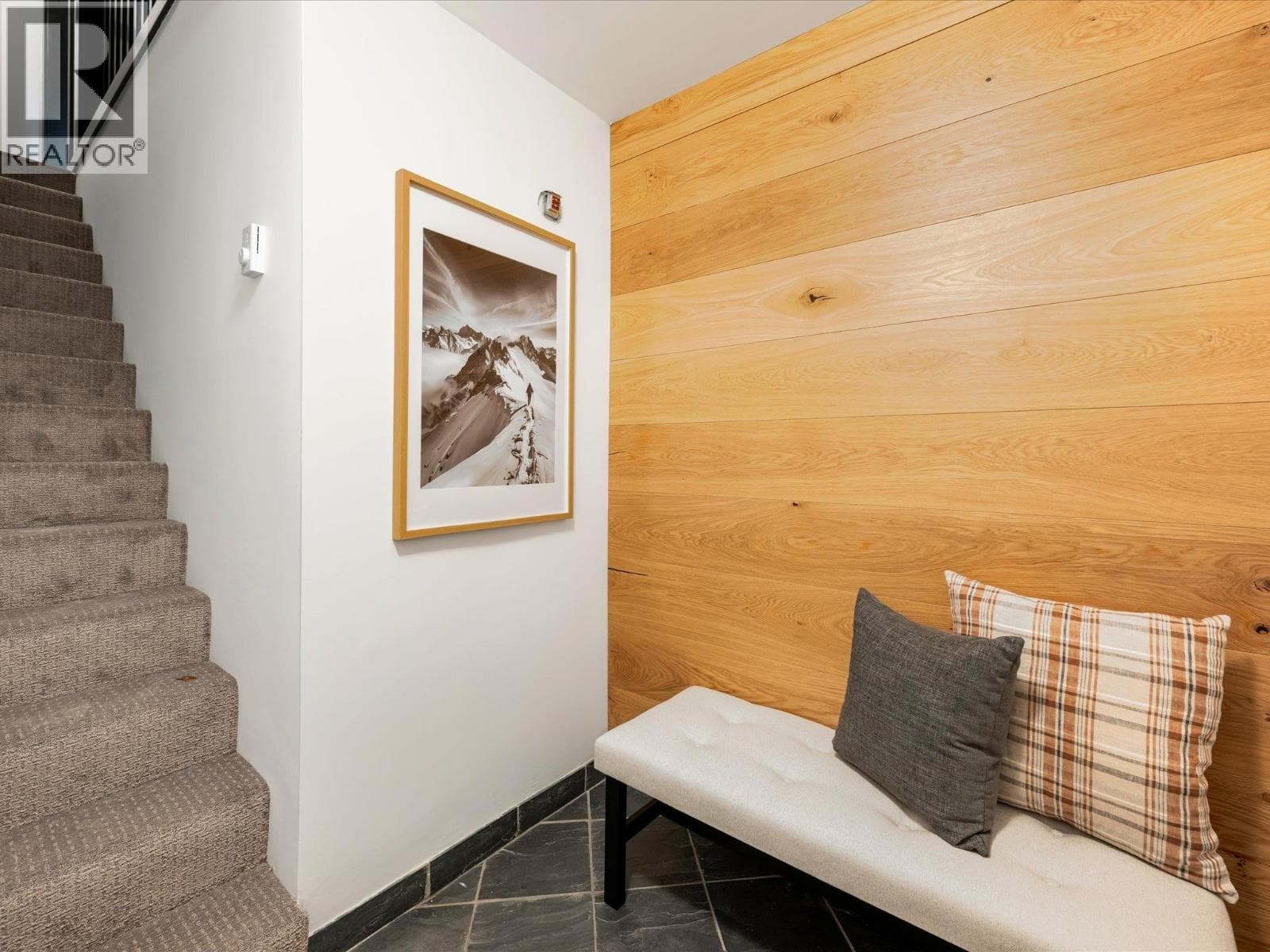 20C 3102 PANORAMA RIDGE, Greater Vancouver — photo 3