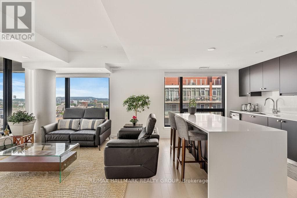 2102 - 180 GEORGE STREET in LOWERTOWN WEST