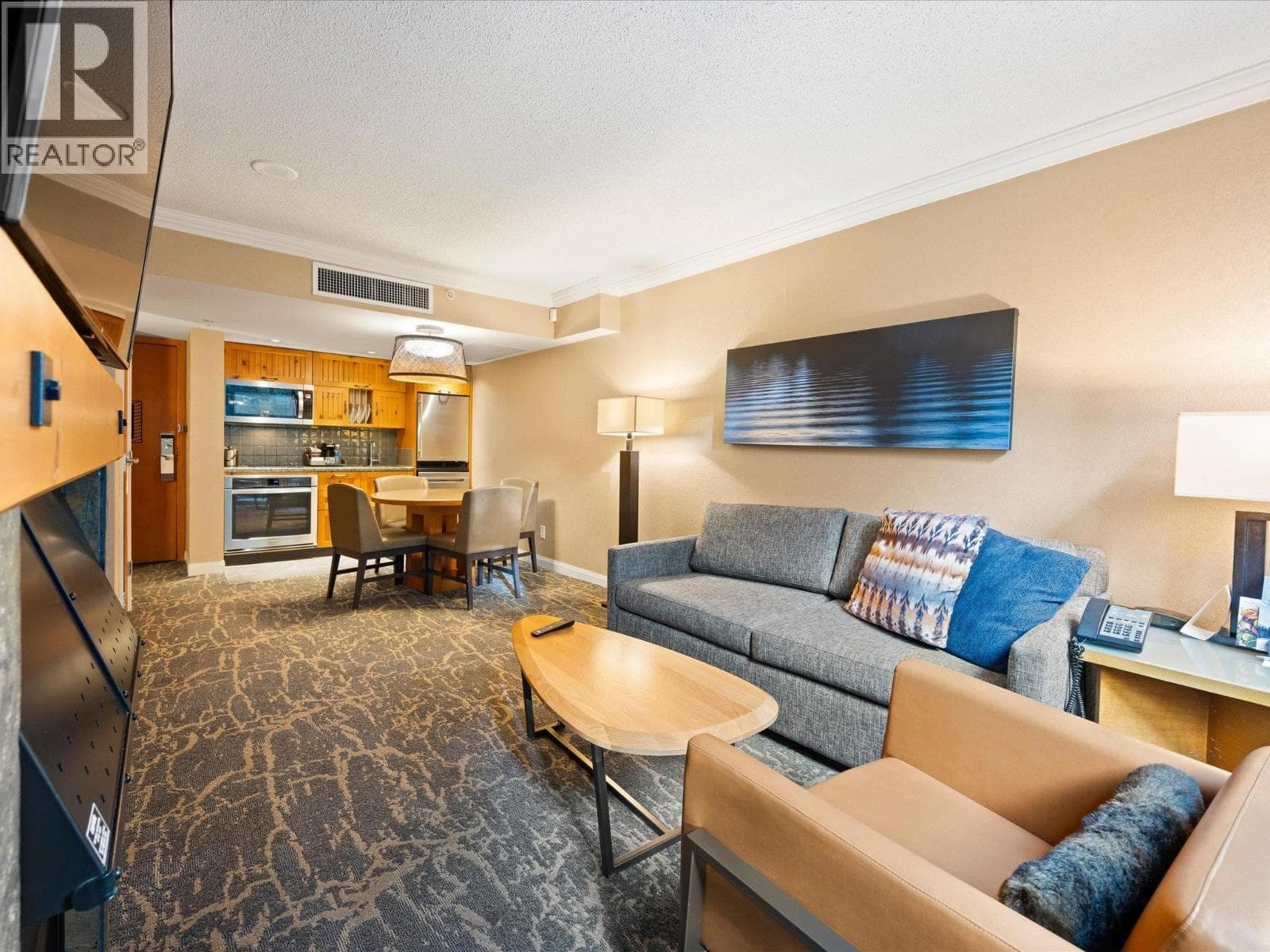 972 4090 WHISTLER WAY in 