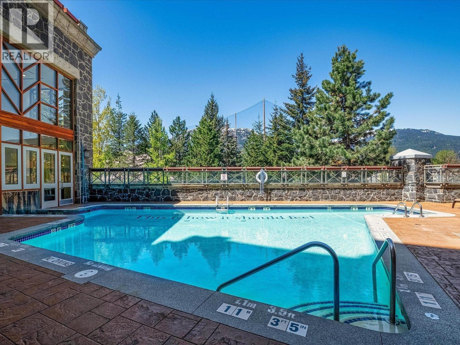 972 4090 WHISTLER WAY, Greater Vancouver — photo 5