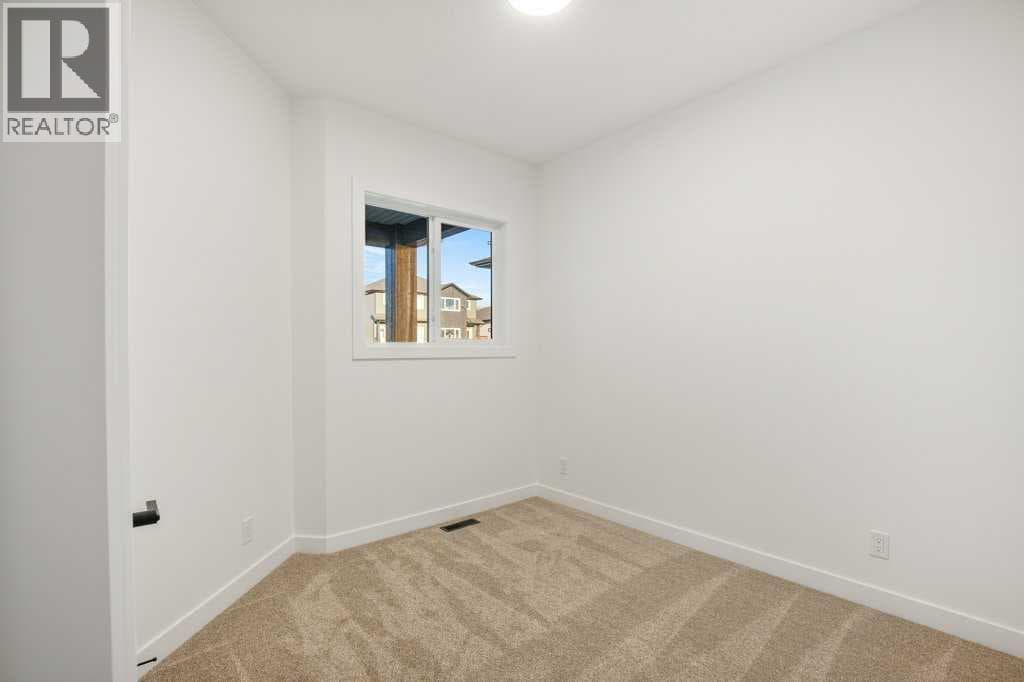 116 Gray Close in 