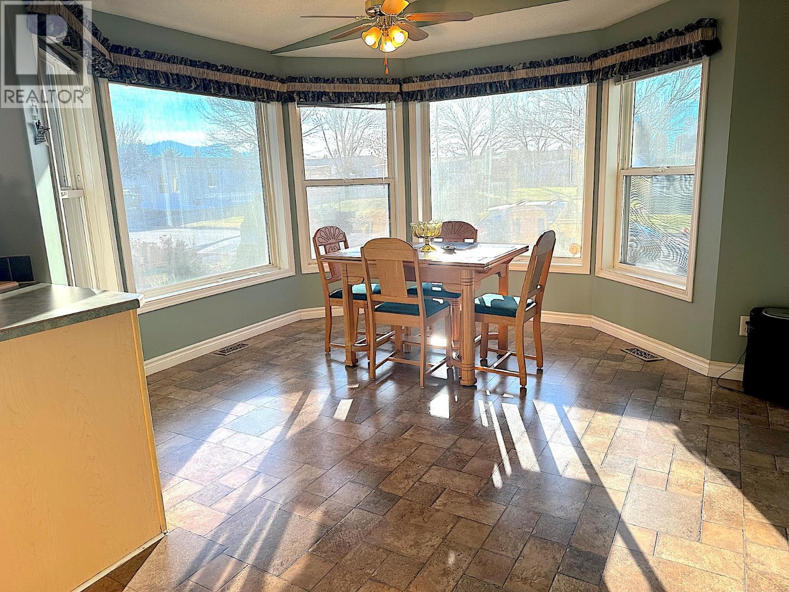 9510 Highway 97N Unit# 59, Interior REALTORS® — photo 3