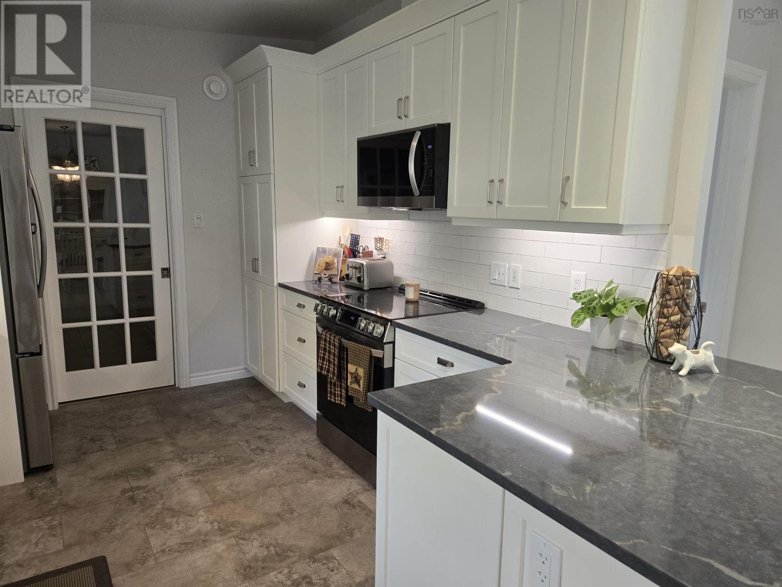 26 ASPEN COURT, NSAR — photo 3