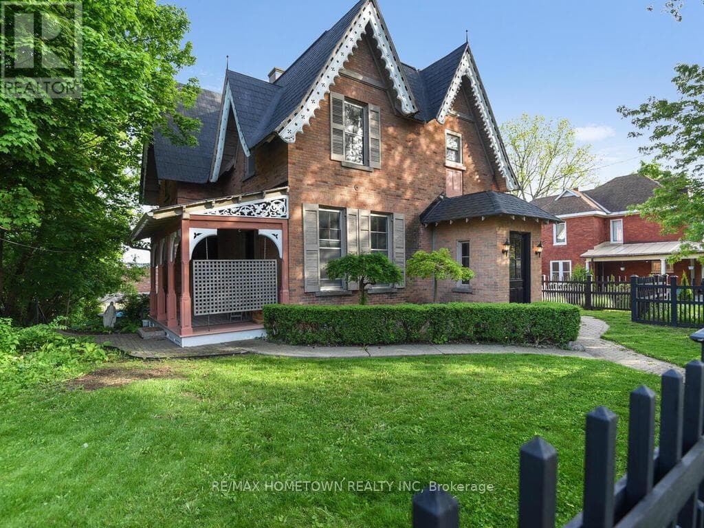 157 DIBBLE STREET W, Rideau St.Lawrence — photo 3