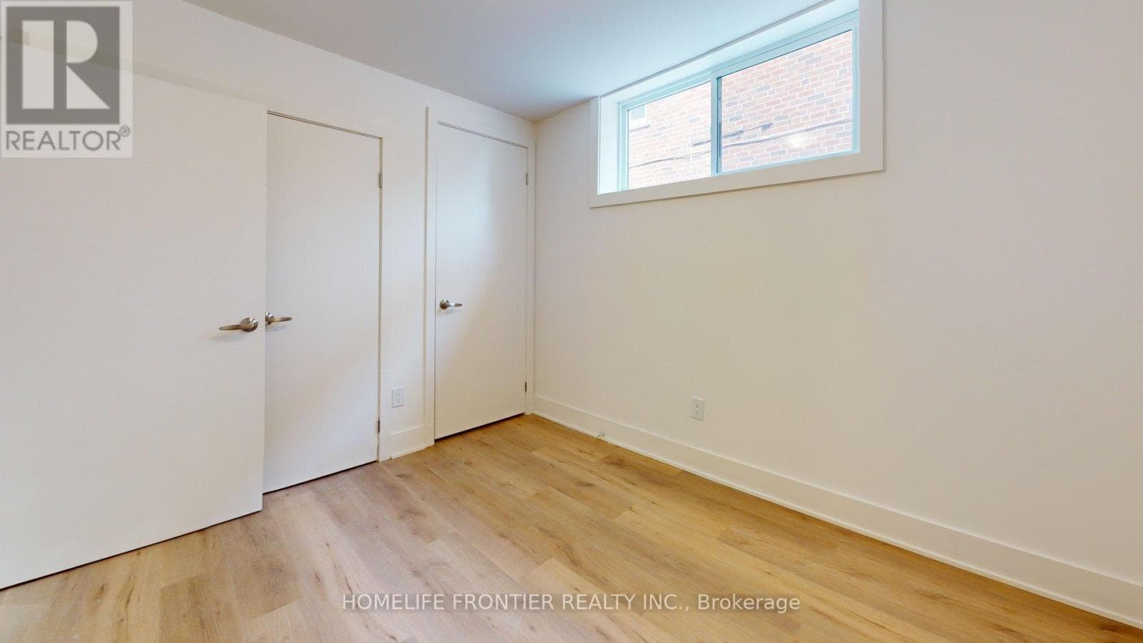 1 (LOWER) - 878 GLENCAIRN AVENUE in Yorkdale-Glen Park