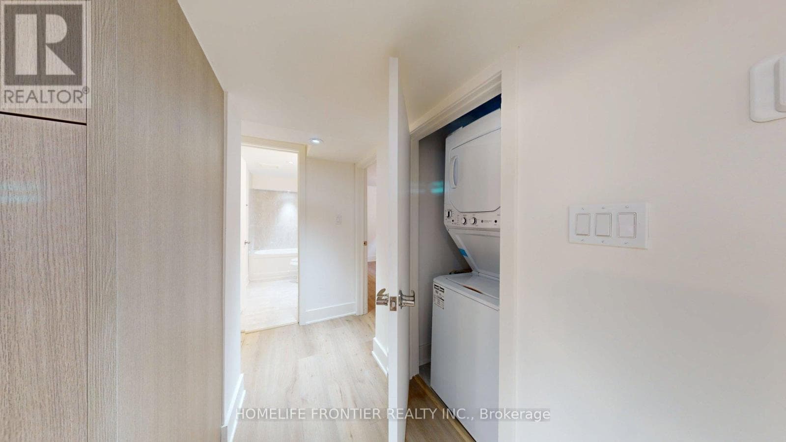 1 (LOWER) - 878 GLENCAIRN AVENUE, Toronto — photo 2