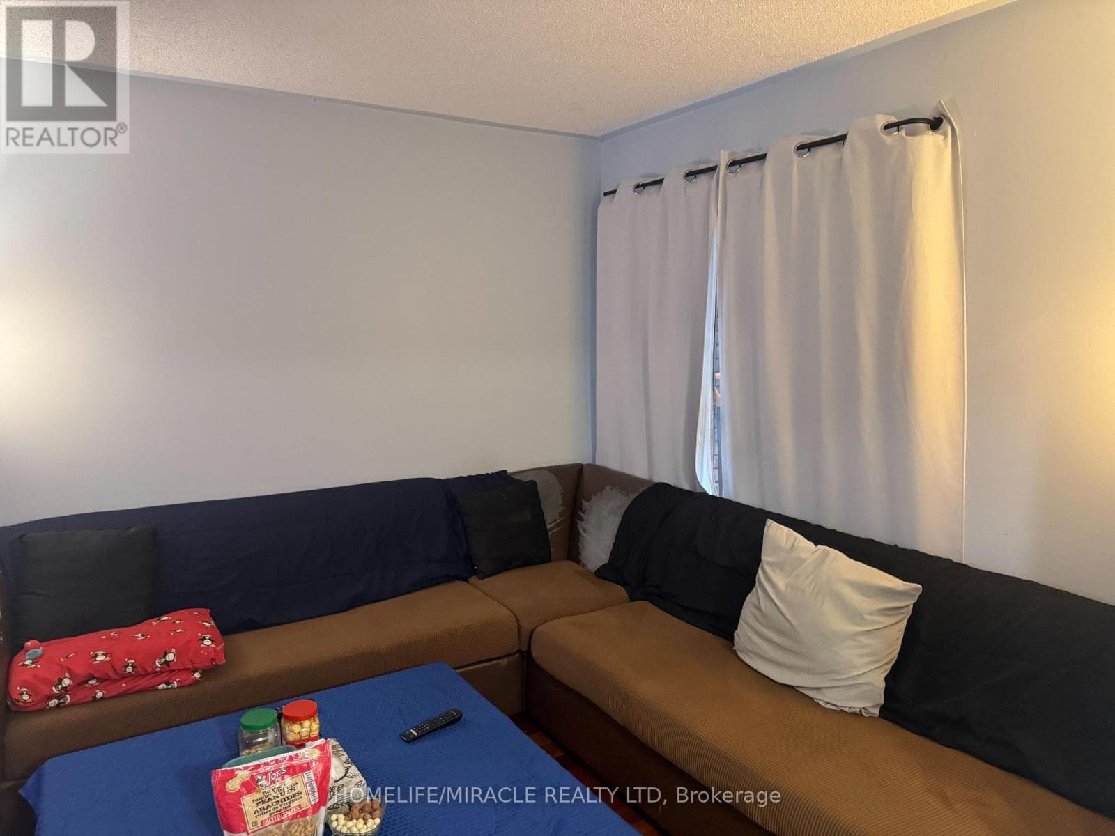 711 ASHPRIOR AVENUE, Toronto — photo 4