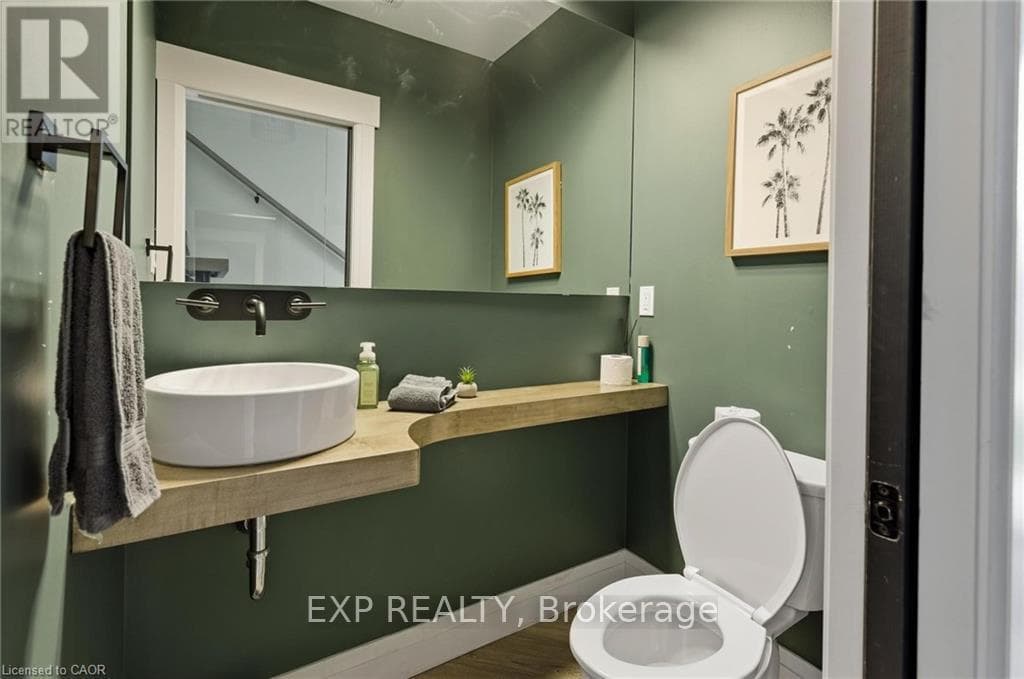 26 HURON Street — photo 5