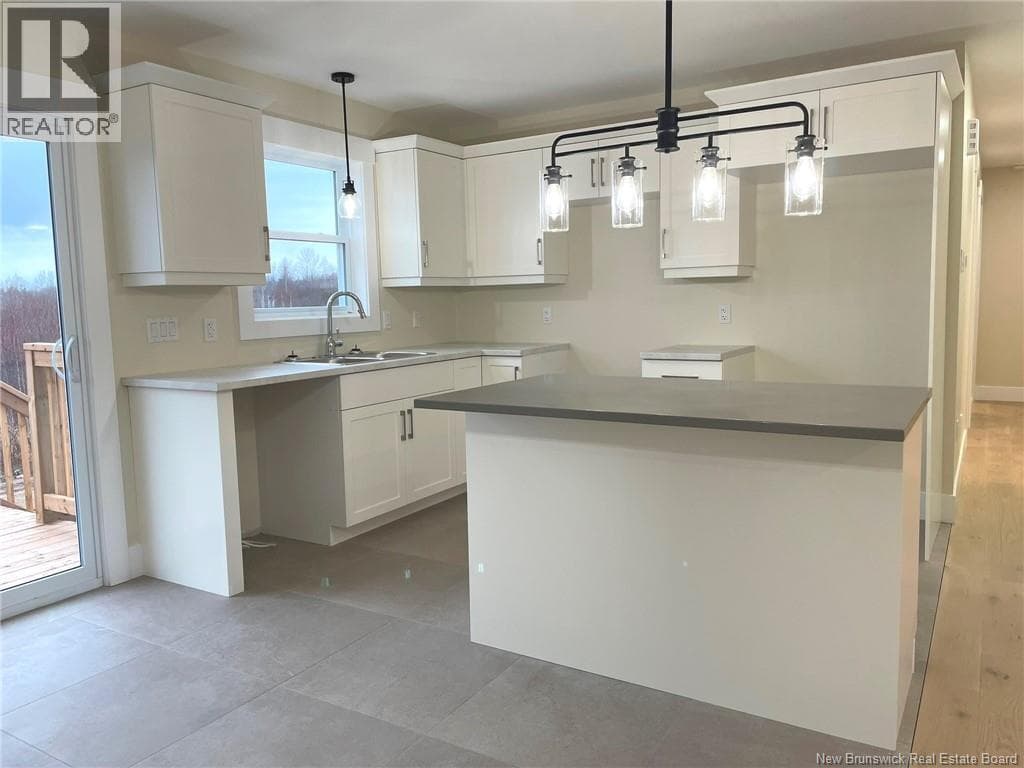 44 Parker Road — photo 3