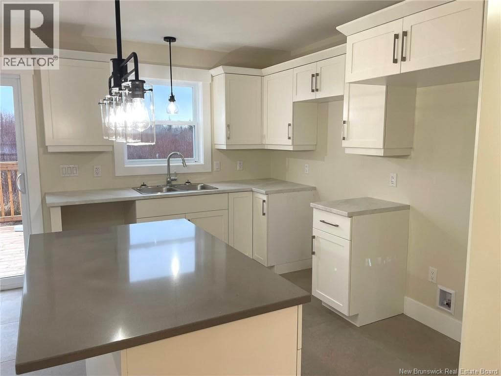 44 Parker Road — photo 4