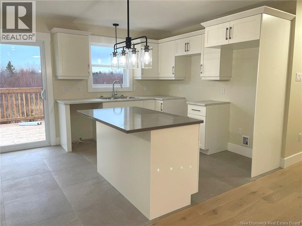 44 Parker Road — photo 2