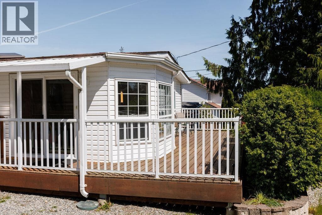 760 HILLCREST ROAD, Greater Vancouver — photo 2