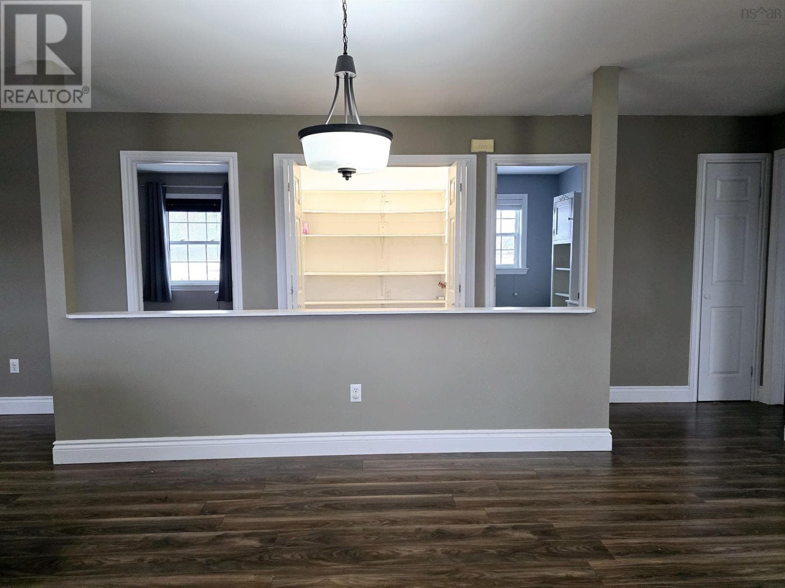 28 HOLMES LANE, NSAR — photo 5