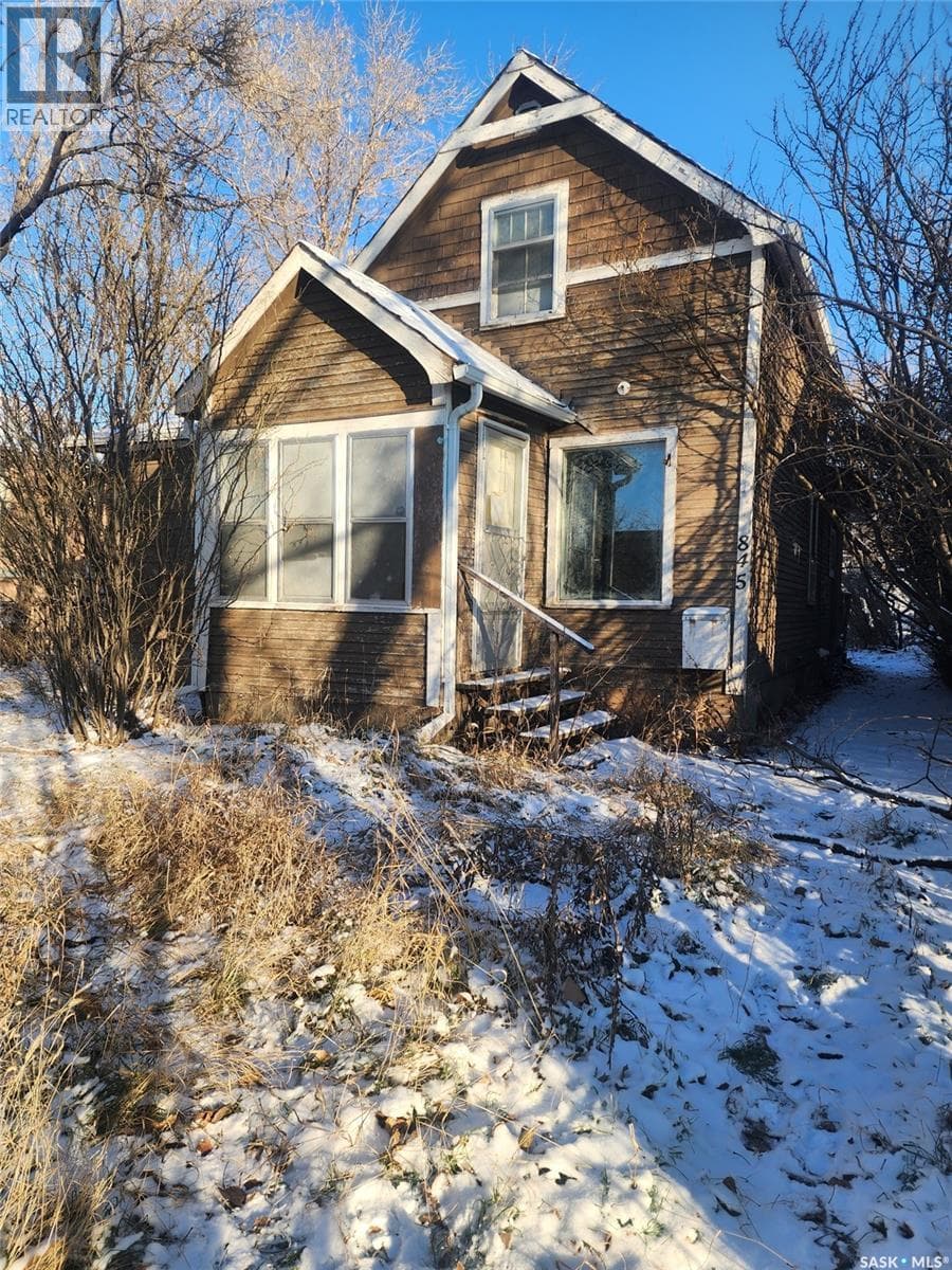 845 EDGAR STREET in Eastview