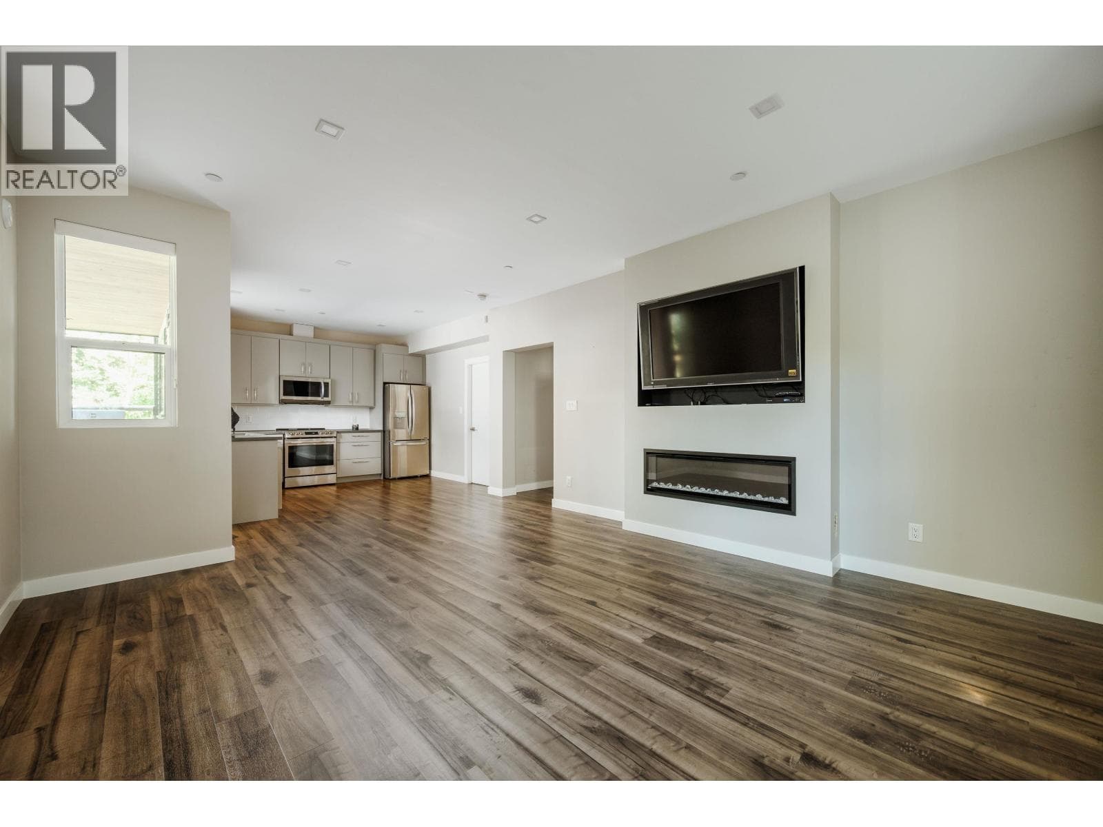 10043 246B STREET, Greater Vancouver — photo 3