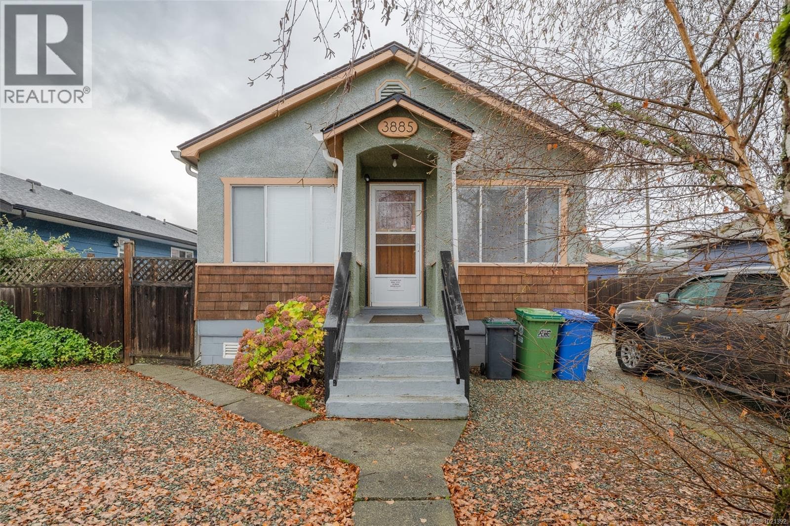 3885 14th Ave, Vancouver Island — photo 2