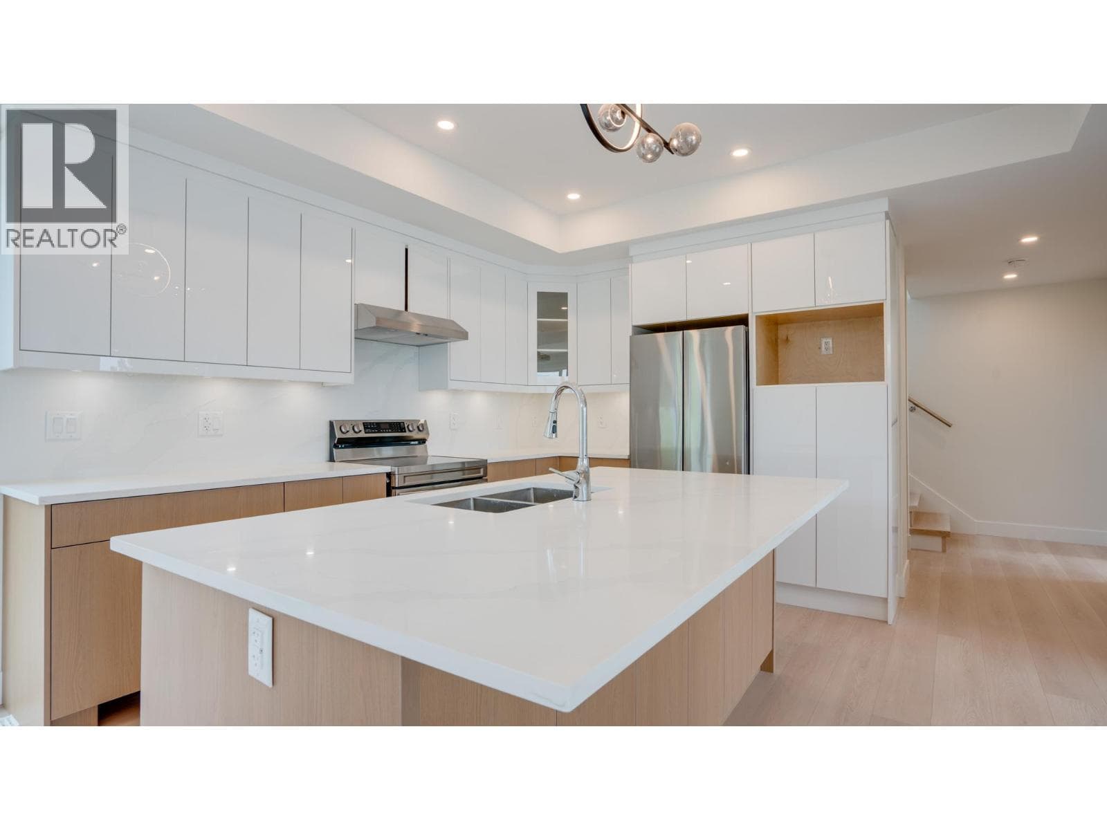 5705 Heritage Drive Unit# 20 — photo 3
